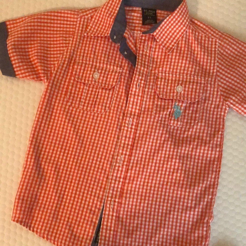 Button down shirt sleeve